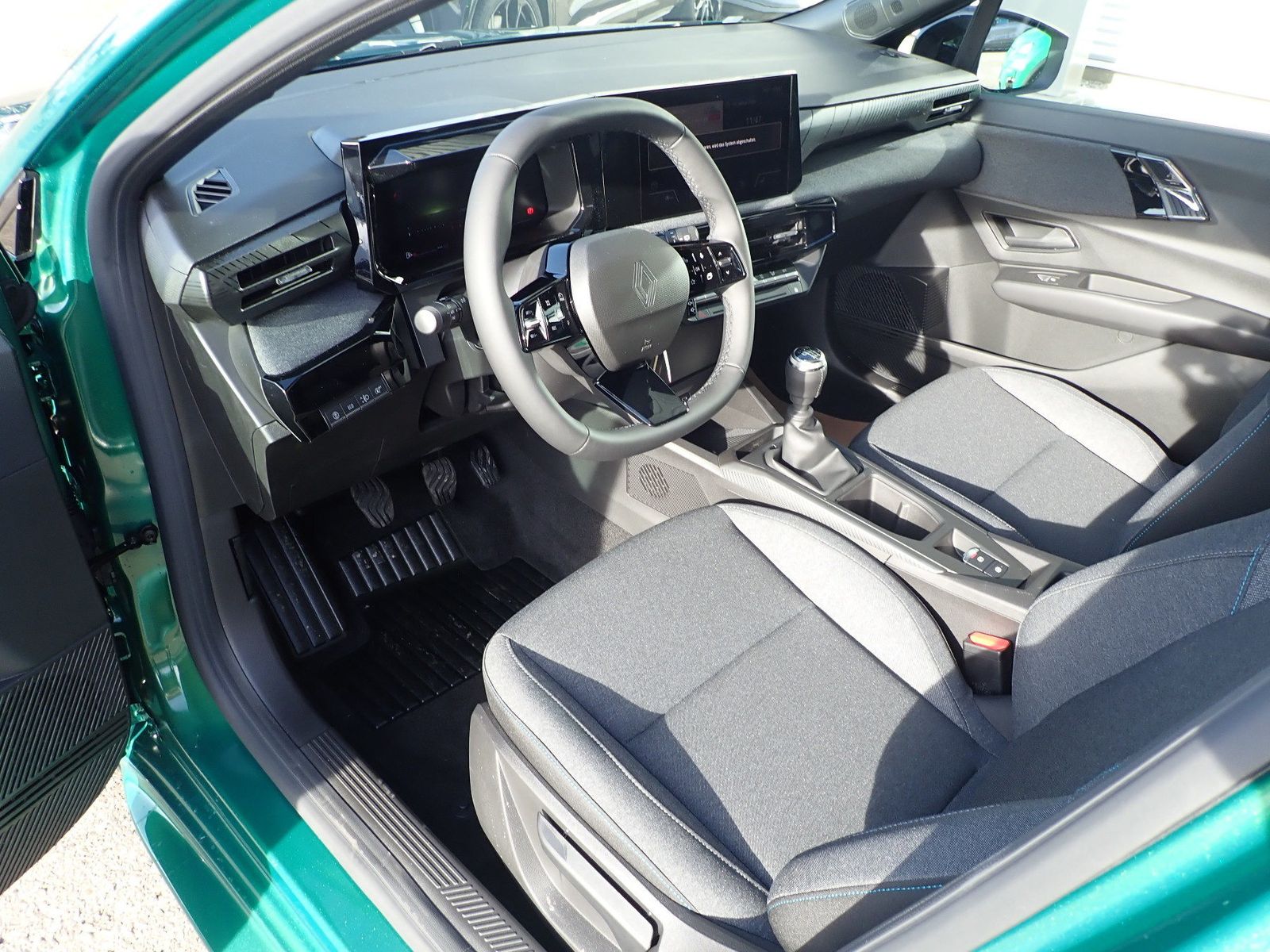 Fahrzeugabbildung Renault Clio Evolution TCe 115