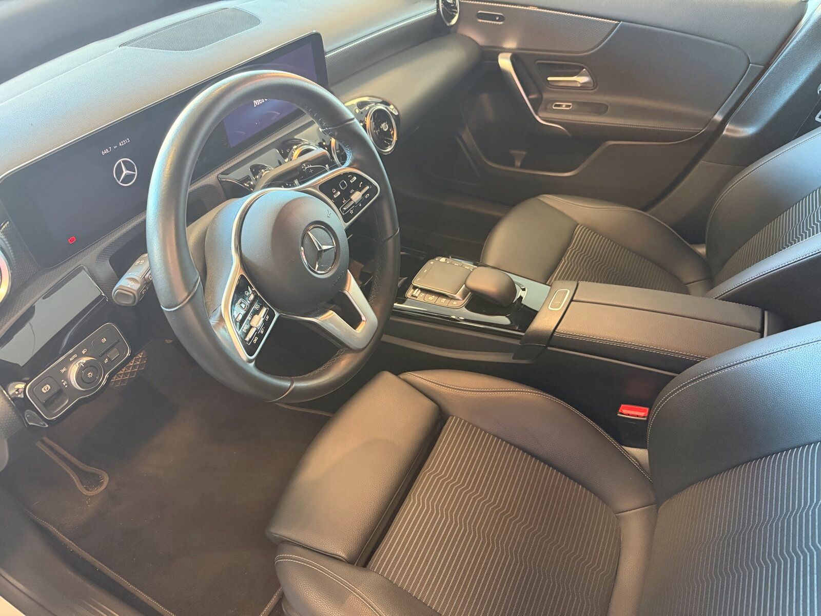 Mercedes-Benz A 200 PROGRESSIV 7G-DCT LED NAVI PTS SHZ Navi foto 5