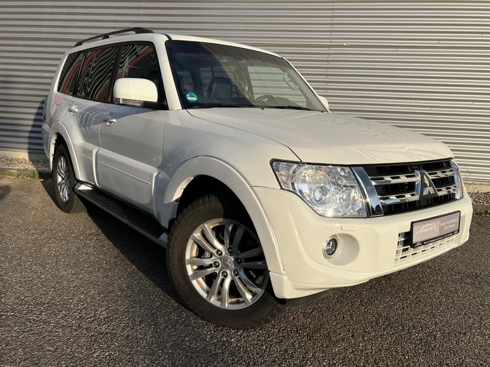 Mitsubishi Pajero 3,2 DI-D 4WD Instyle Autom.7Si*1Hand*VOLL