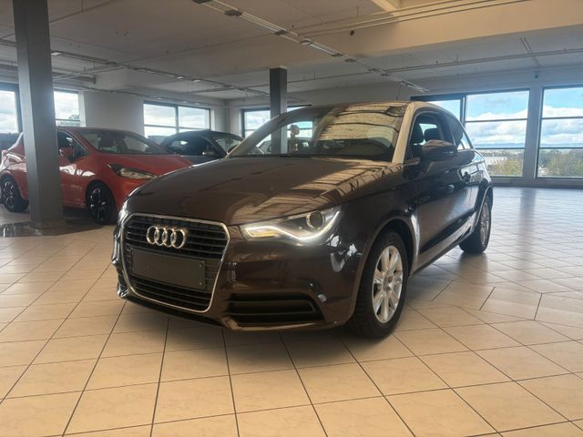 Audi A1 attraction Navi. PDC. Bi-Xenon. Klimaaut.