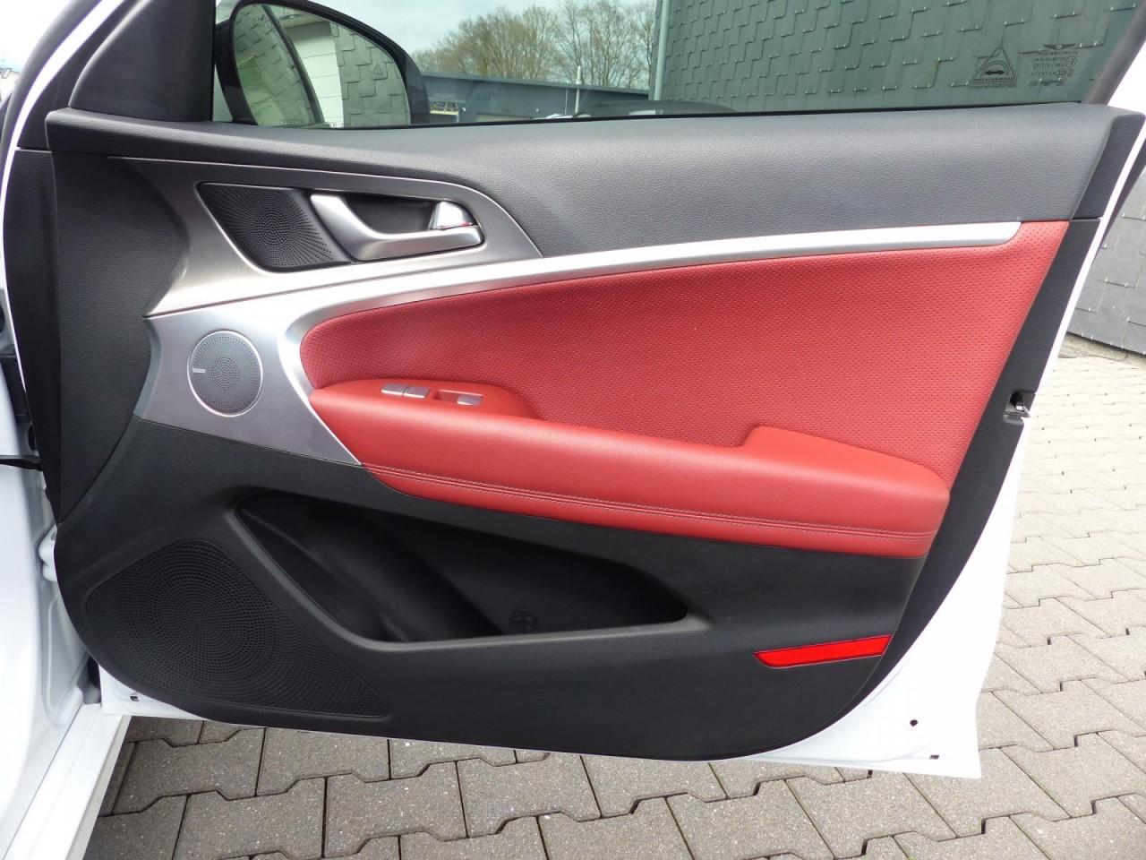 Genesis G70.ACC.AUT.KAMERA.PDC.LED.NAV.PDC.PANO Klima