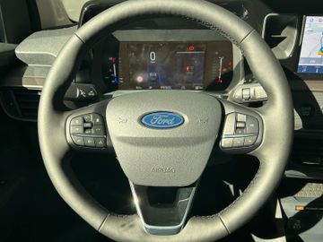 Ford Tourneo Courier Titanium AHK