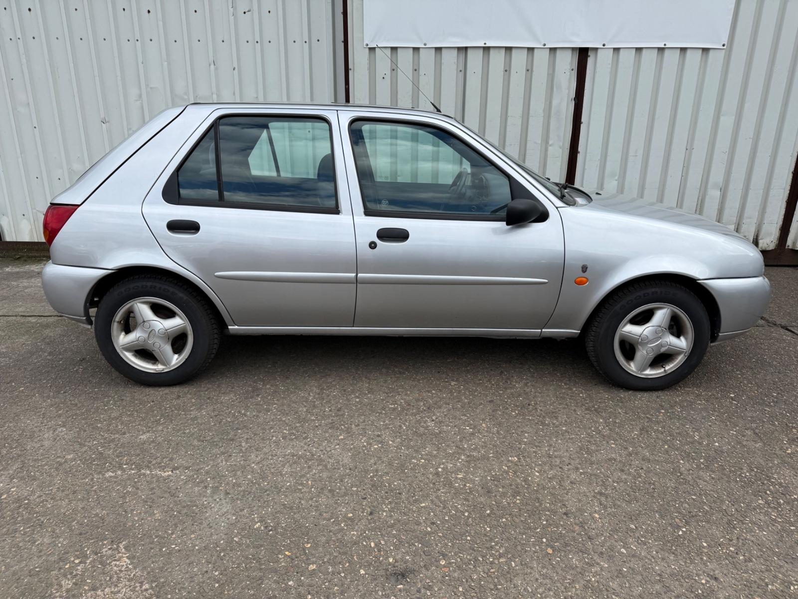 Ford Fiesta *Automatik*Sehr gepflegt*Inspektion neu