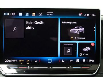 Fahrzeugverkauf 16 Volkswagen Tiguan 1.5 eTSI AHK StHz Schiebedach