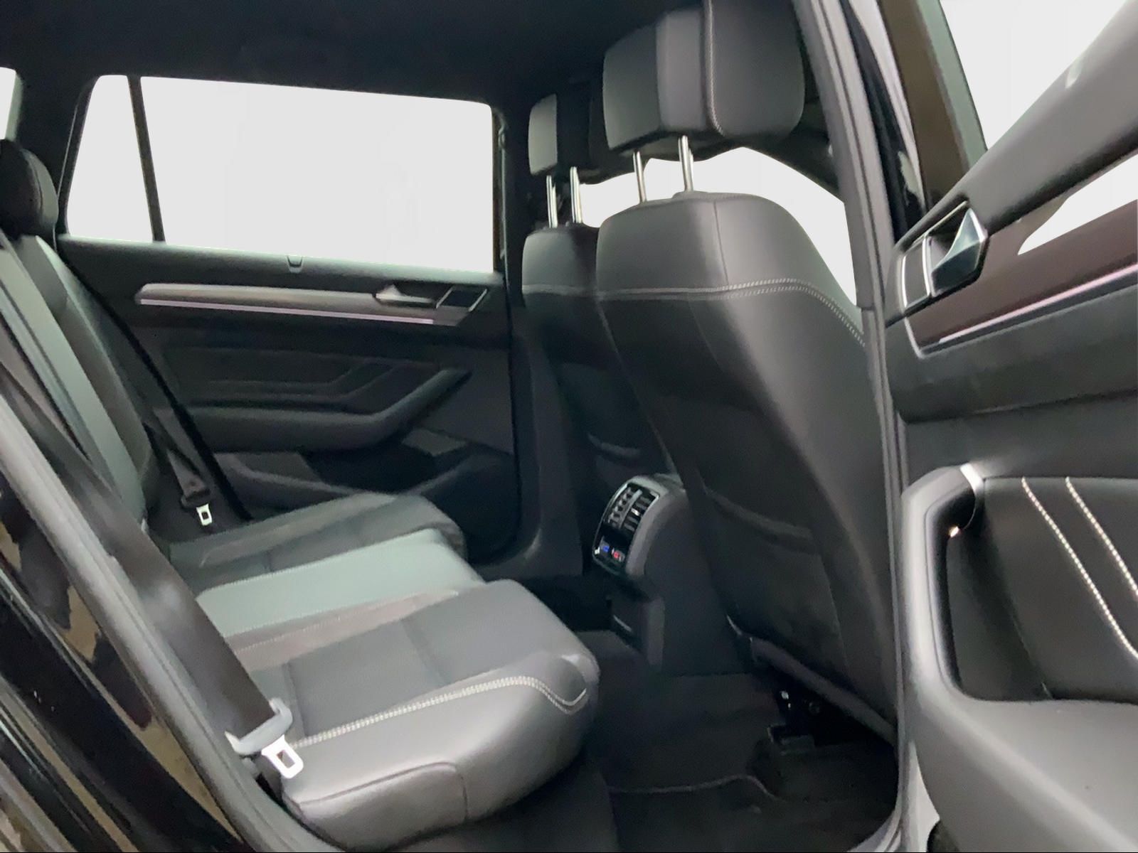 Passat Var All 4M 2.0 TDI STHZ,AHK,RFK,NAV.