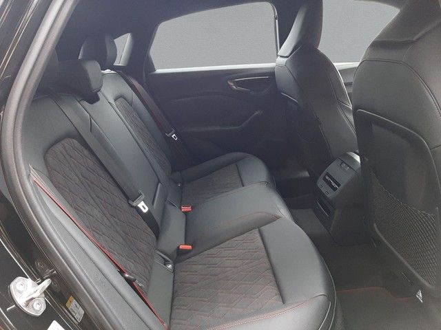 Fahrzeugabbildung Audi A5 Limousine e-hybrid S line quattro Tech+ Matri