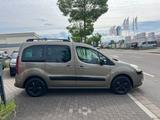 Citroën Berlingo Kombi Exclusive Pano Navi FINANZIERUNG - Citroën Berlingo in Frankfurt (Main)