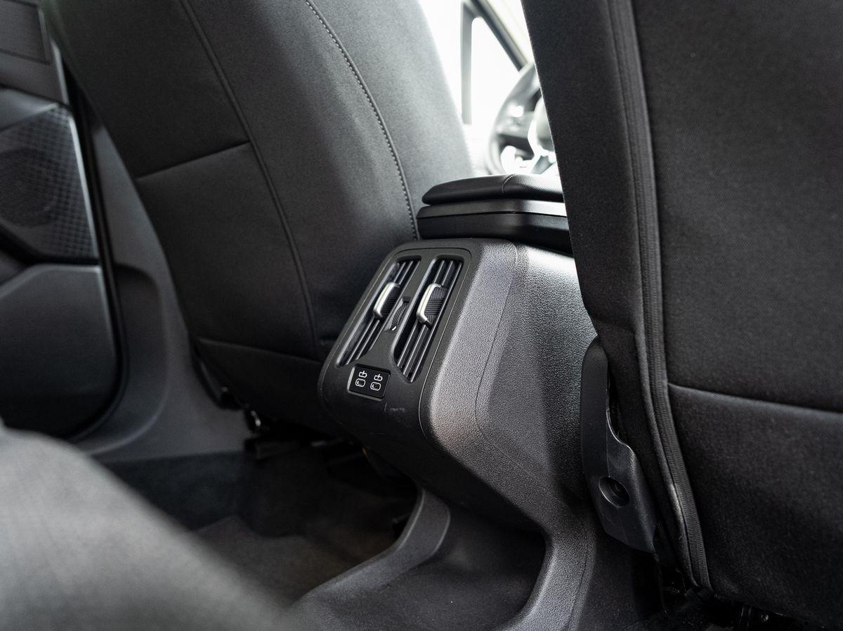 BMW 220i Active Tourer AHK PANO Alarm RFK ShadowL