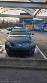 Volkswagen Passat 1.6 TDI Comfortline BMotion Tech Vari... - Volkswagen Passat aus 2011: Kombi