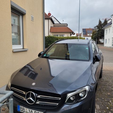 MERCEDES-BENZ GLC 250 d 4MATIC  Autom AMG