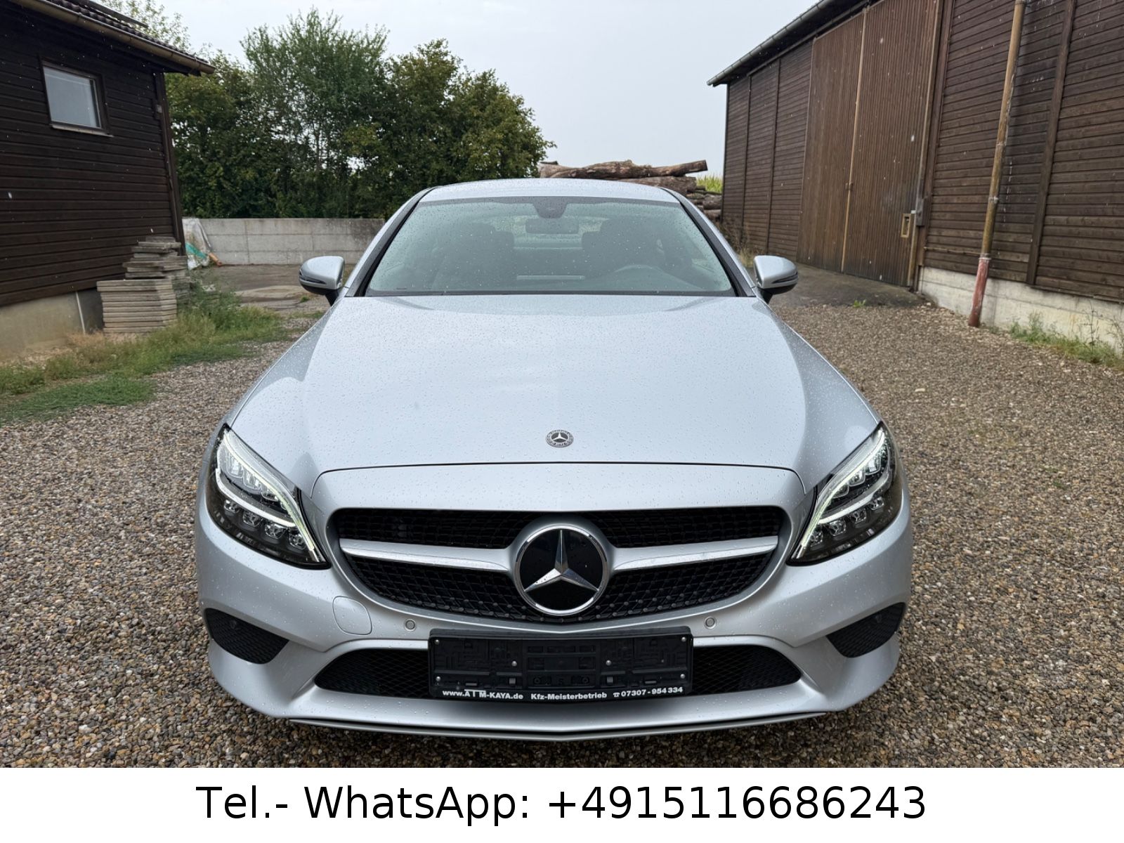 Mercedes-Benz C 200 Coupe foto 2