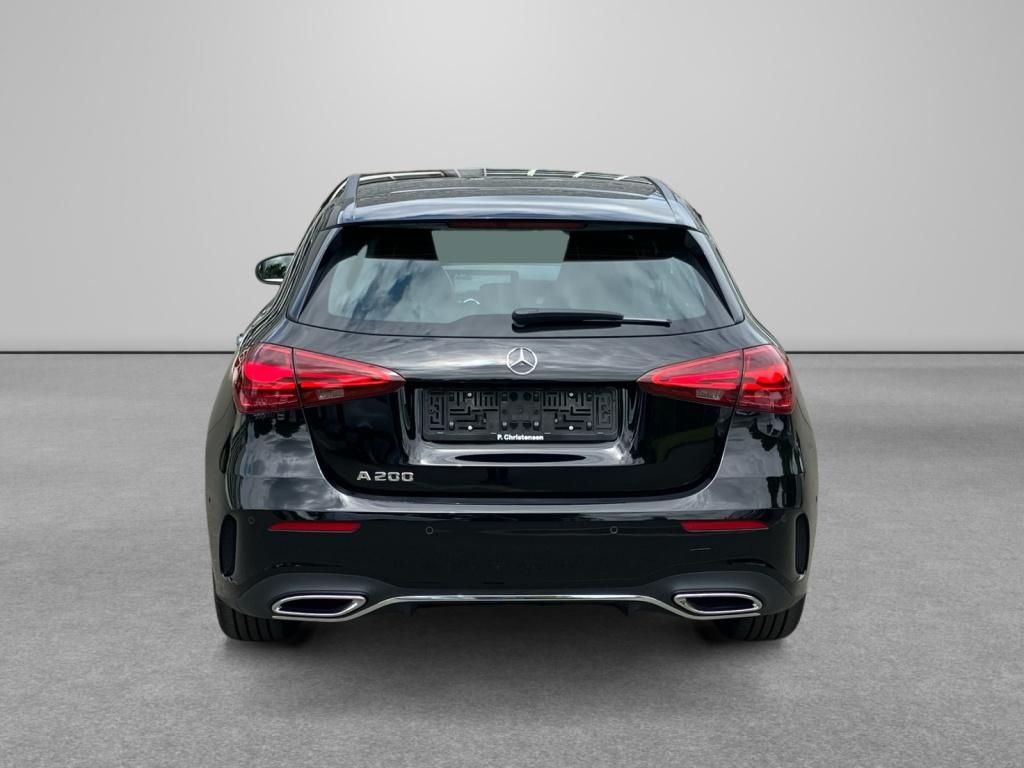 Fahrzeugabbildung Mercedes-Benz A 200 AMG*AHK*DISTR*KAMERA*KEYLESS*NAVI*LED