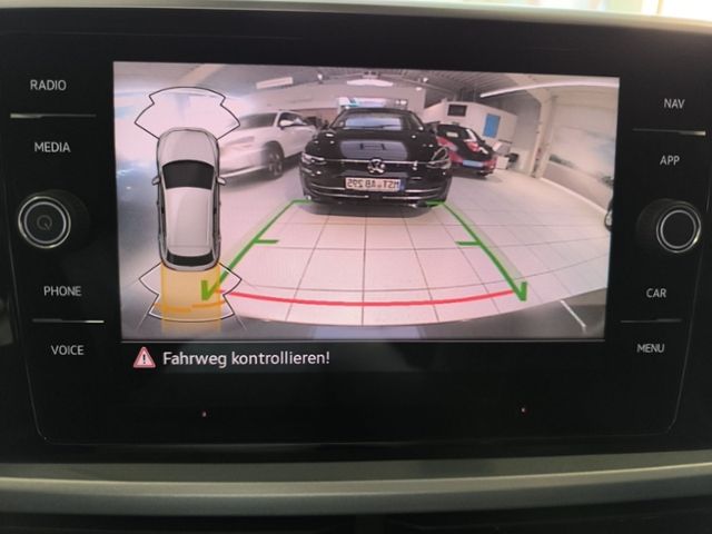 Fahrzeugabbildung Volkswagen T-Roc 1.5 TSI OPF DSG Goal LED-PLUS NAVI ACC RÜC