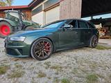 Audi RS4 4.2 FSI S tronic quattro Avant - - Audi RS4 in München