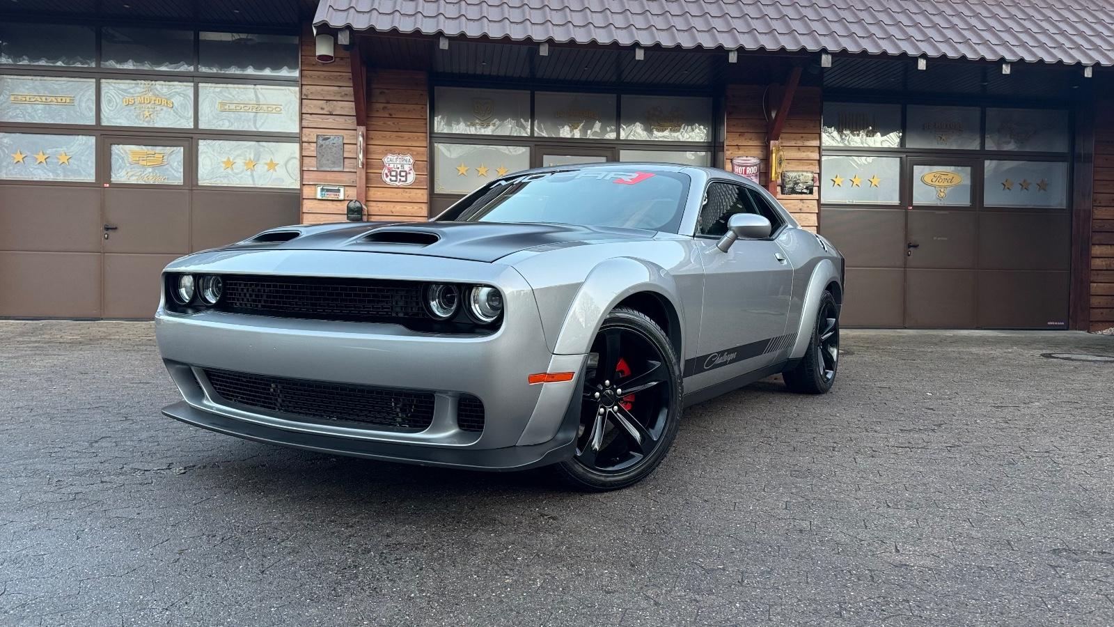 Dodge 5,7 V8*SRT WIDEBODY*LED*LEDER*PDC* GARANTIE*TOP