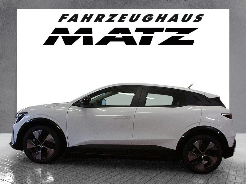 Fahrzeugabbildung Renault Megane E-Tech Electric Equilibre  boost charge
