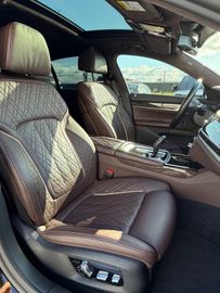 BMW 740 - 11
