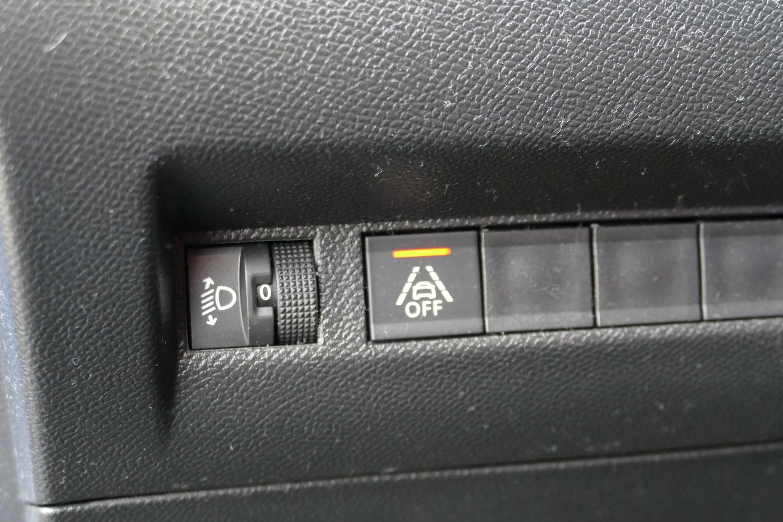 Peugeot 2008 1.2 Android Apple Tempomat Sitzheizung PDC, миниатюра 21