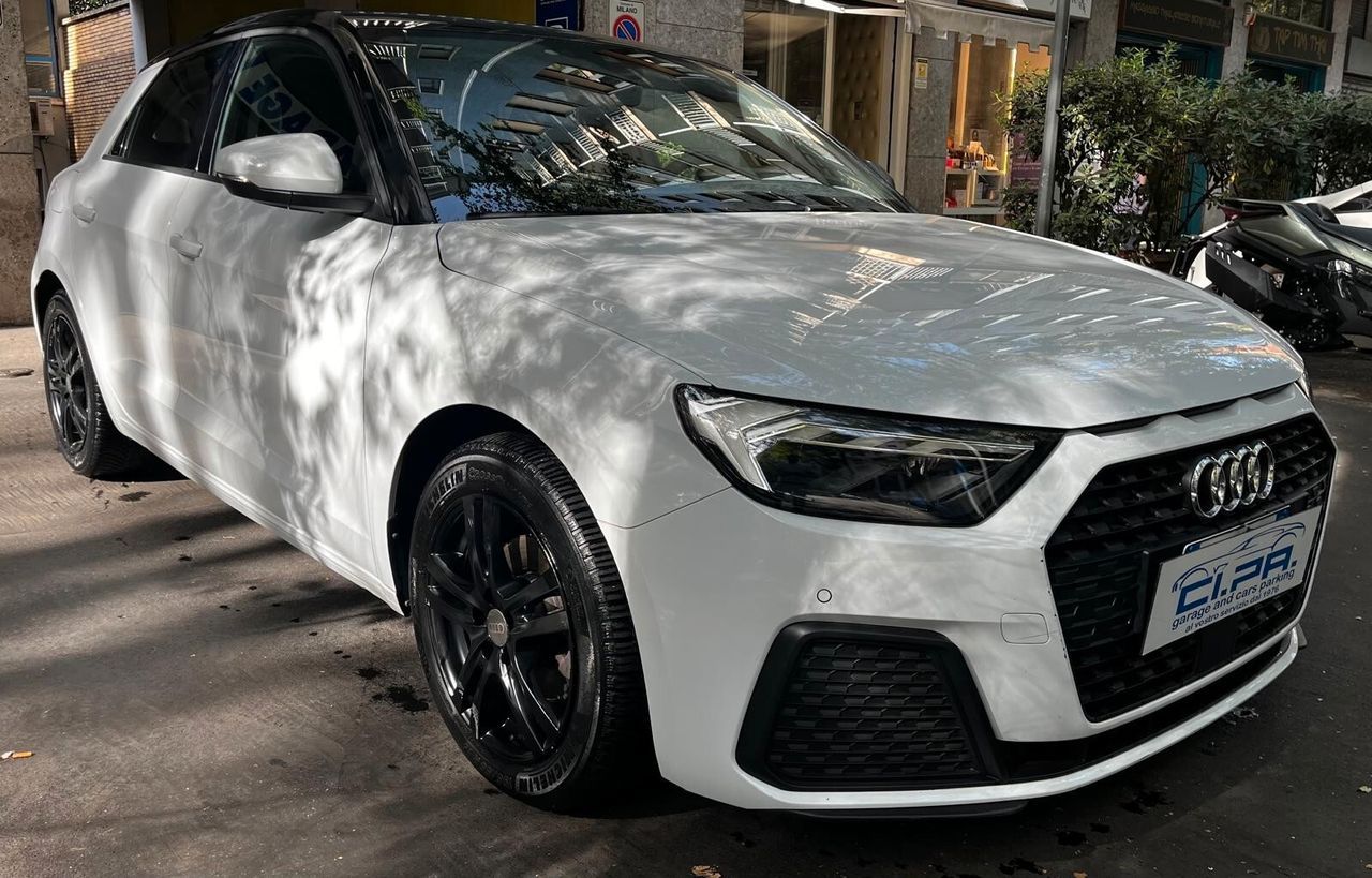 Audi A1 SPB 30 TFSI Identity Black