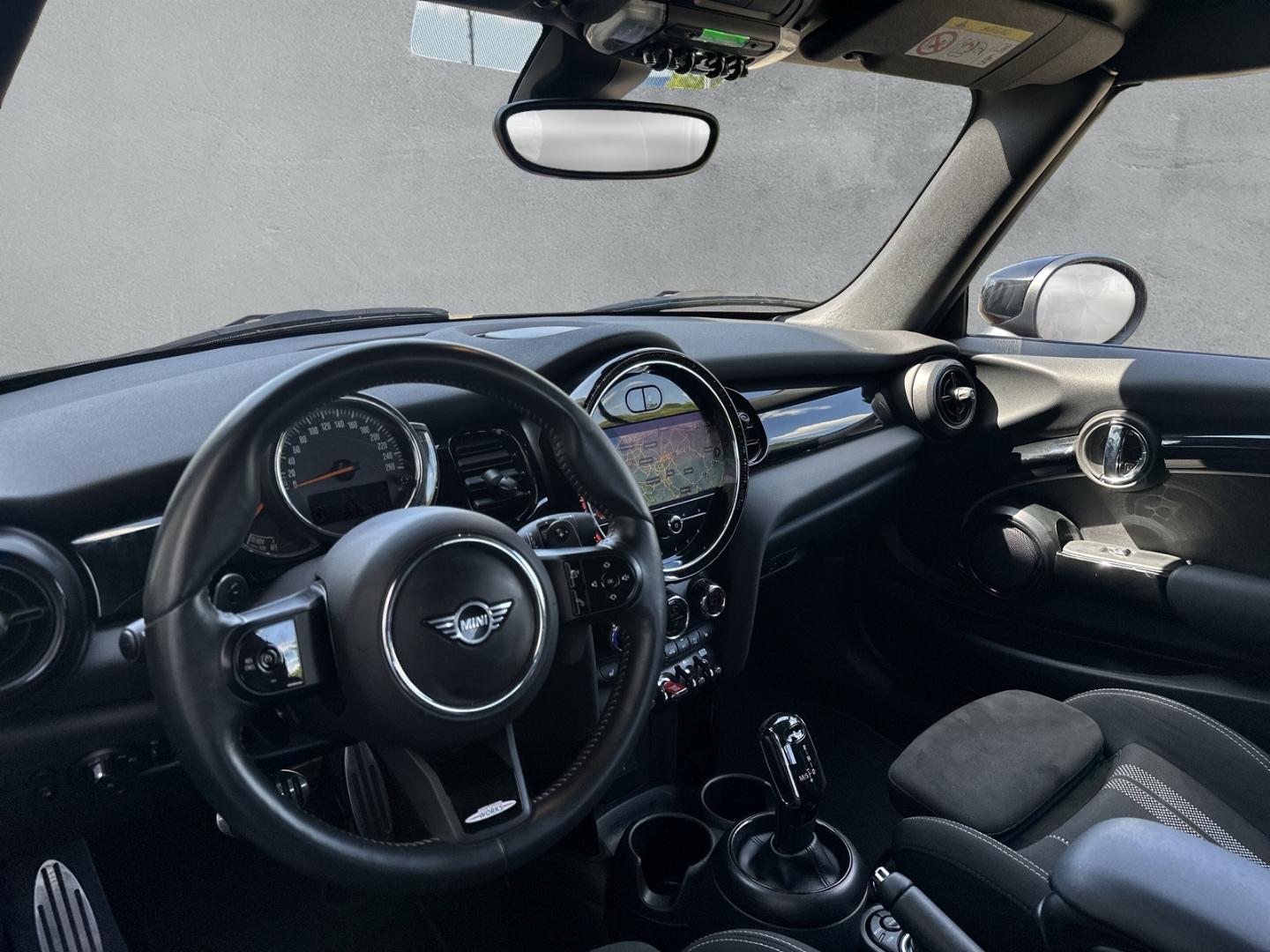 MINI Cooper S Cabrio JCW Navi LED Lenkradhzg. 17''