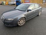 Audi A4 3.2 FSI quattro - Audi A4 aus 2005: 3.2