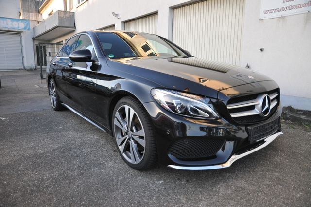 MERCEDES-BENZ C 180 Automatik AMG Line**Schiebedach*