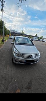 Mercedes-Benz 200 - Mercedes-Benz 200 aus 2007