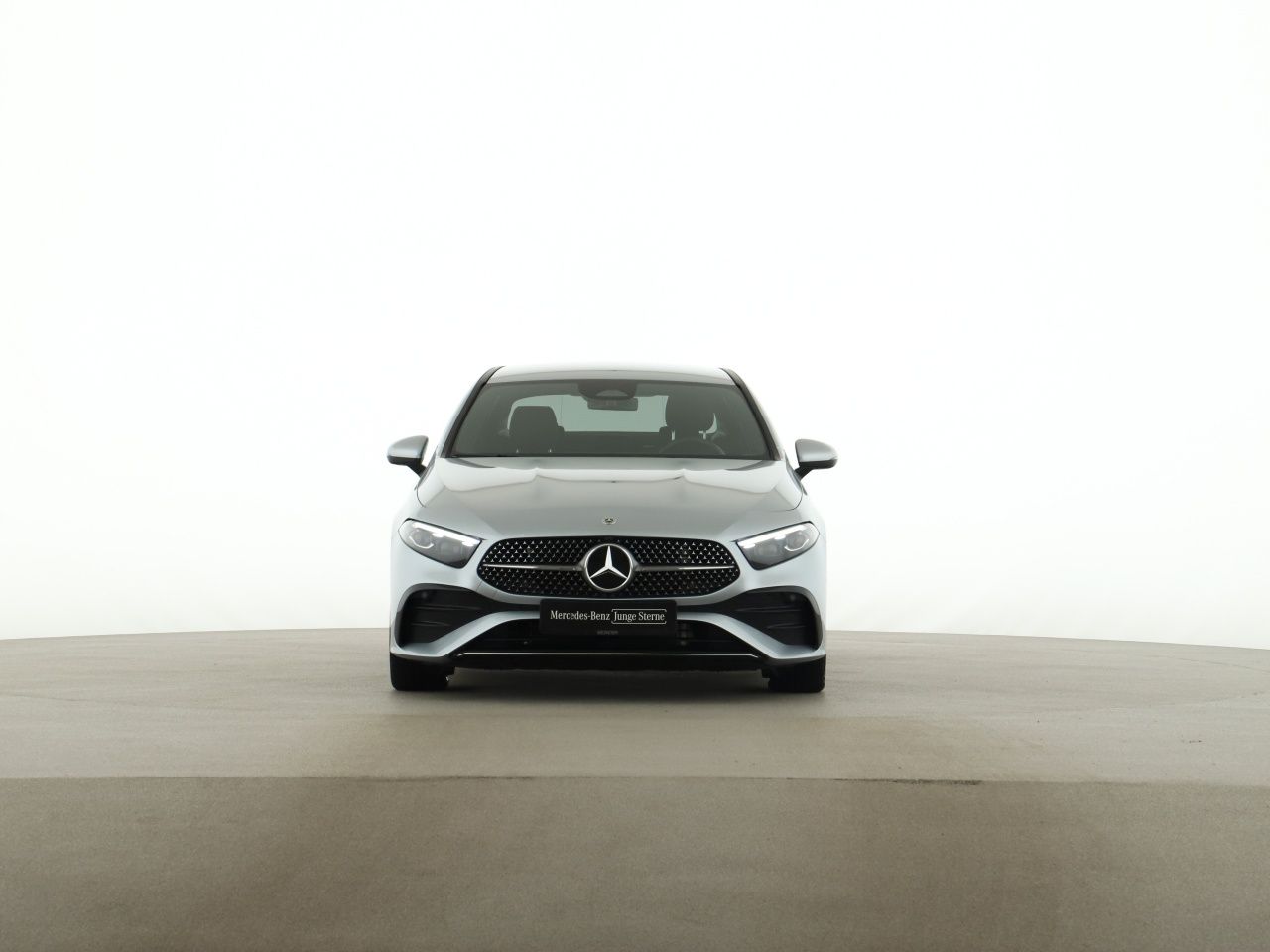 Mercedes-Benz A 200 d Limousine AMG MBUX Distronic Kamera LED foto 3