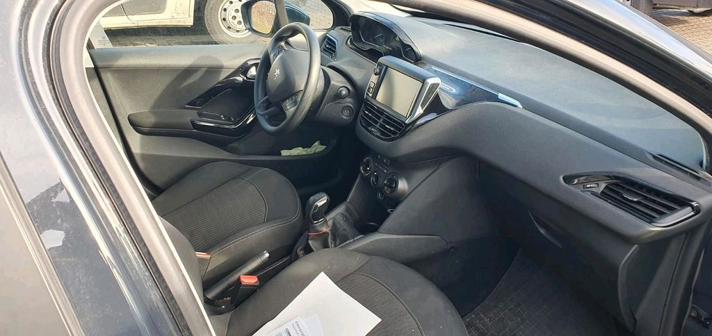 Image of Peugeot 208