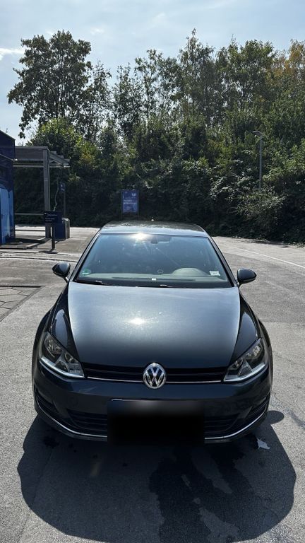 Image of Volkswagen Golf