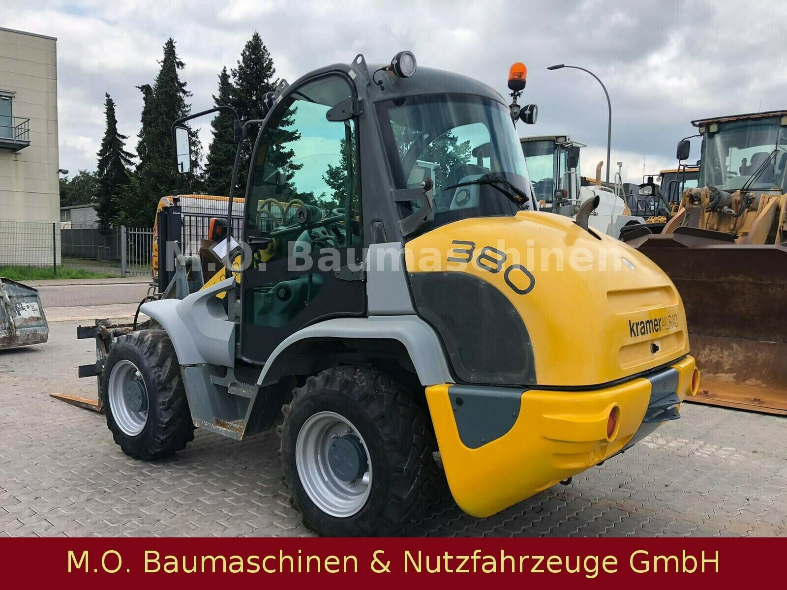 Fahrzeugabbildung Kramer 380 / 342-01 / SW / Palettengabel  / Allrad /