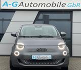 Fiat 500e 3+1 La Prima CarPlay Navi Totwinkel LED DAB - Fiat 500e Gebrauchtwagen