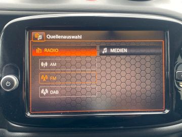 Bild 16 Smart ForTwo EQ*22KW*SHZ*DAB*CARPLAY*ALLW**MWST*