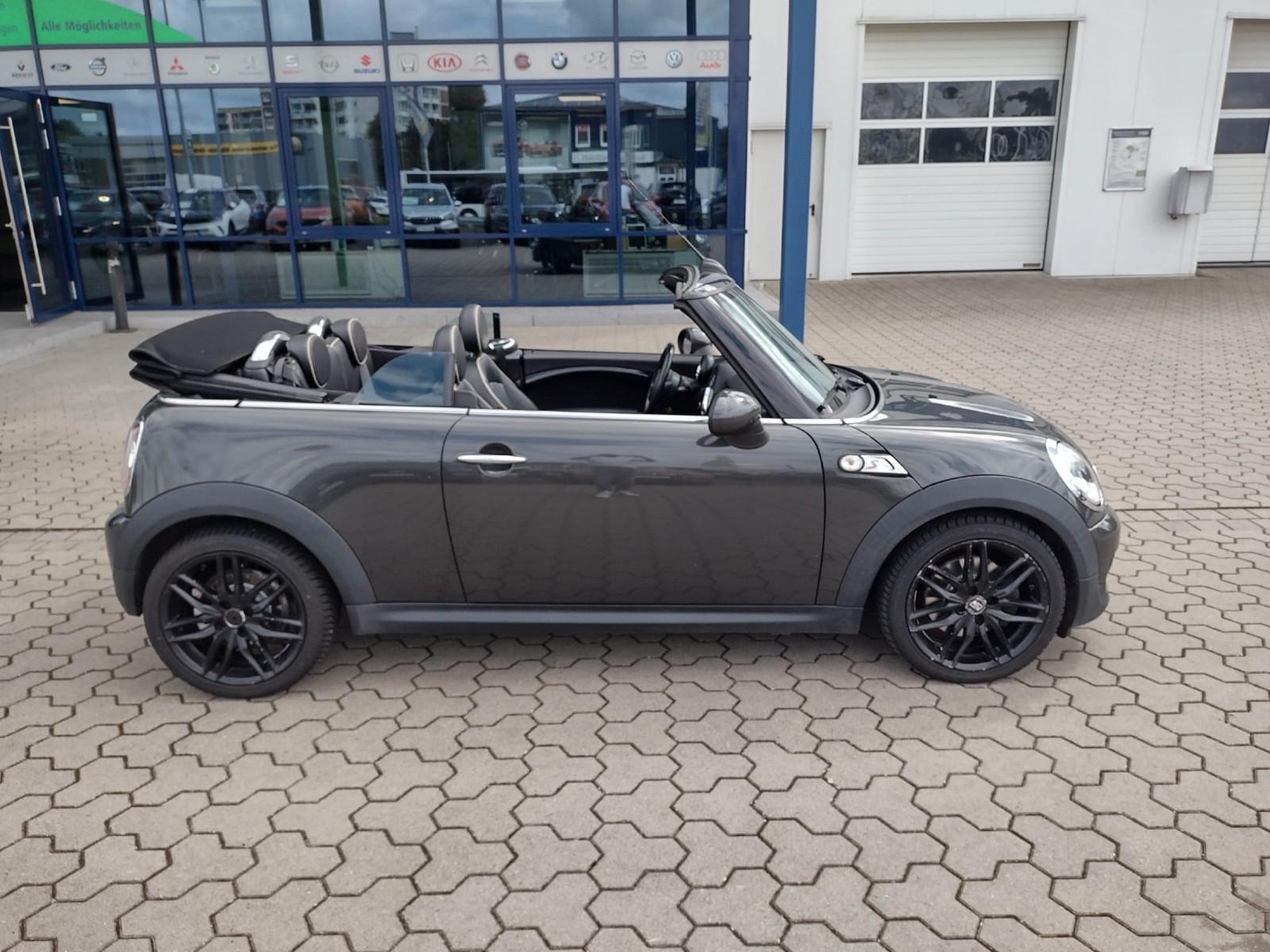 MINI Cooper S Cabrio +Leder+Nav+