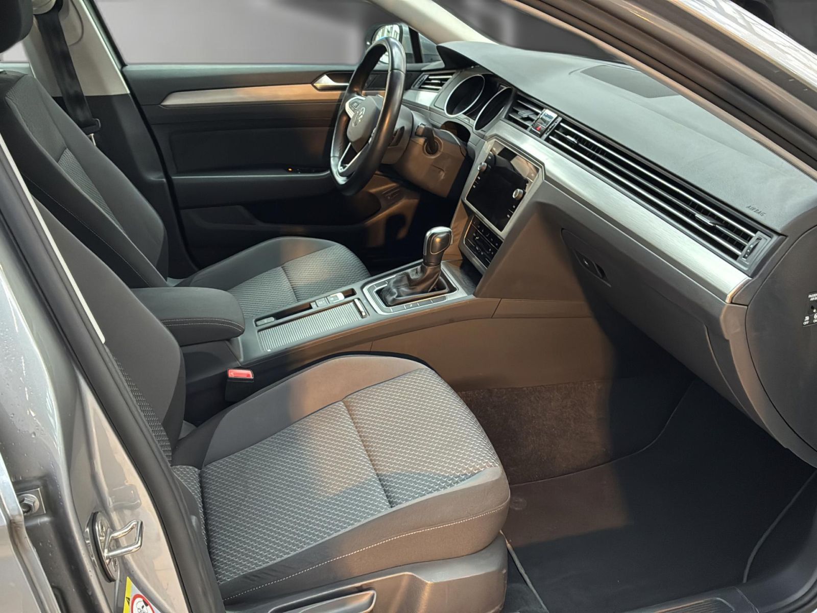 Volkswagen Passat Variant - Bild 19