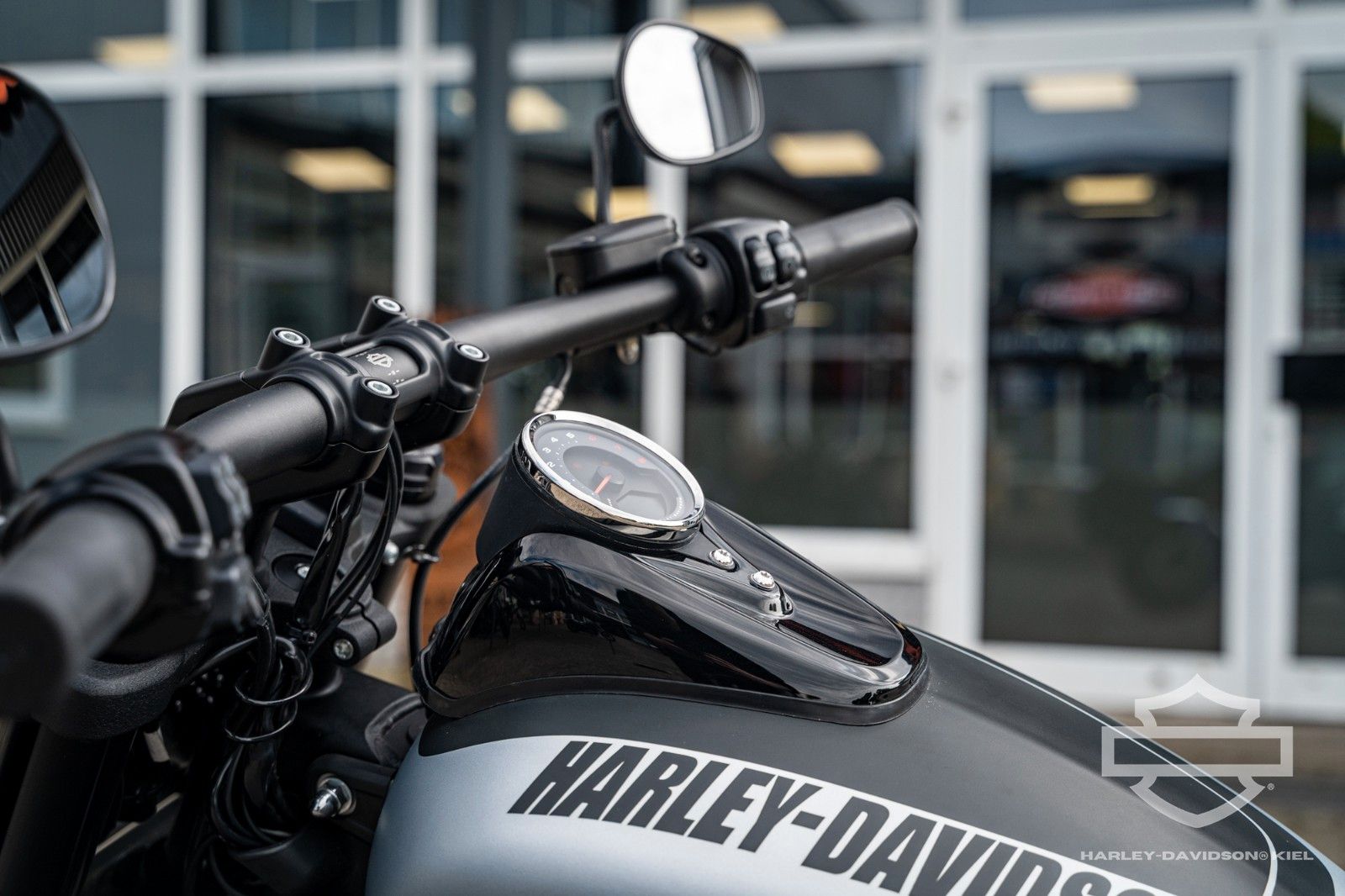 Fahrzeugabbildung Harley-Davidson FAT BOB 114 FXFBS SOFTAIL - JEKILL&HYDE - 1.HAND