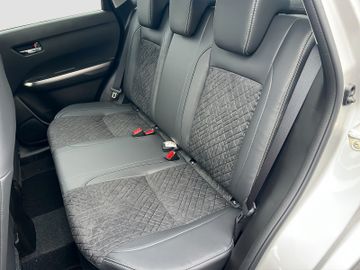 Fotografie 15 des Suzuki Vitara 1.4 Hybrid Comfort+ AT6