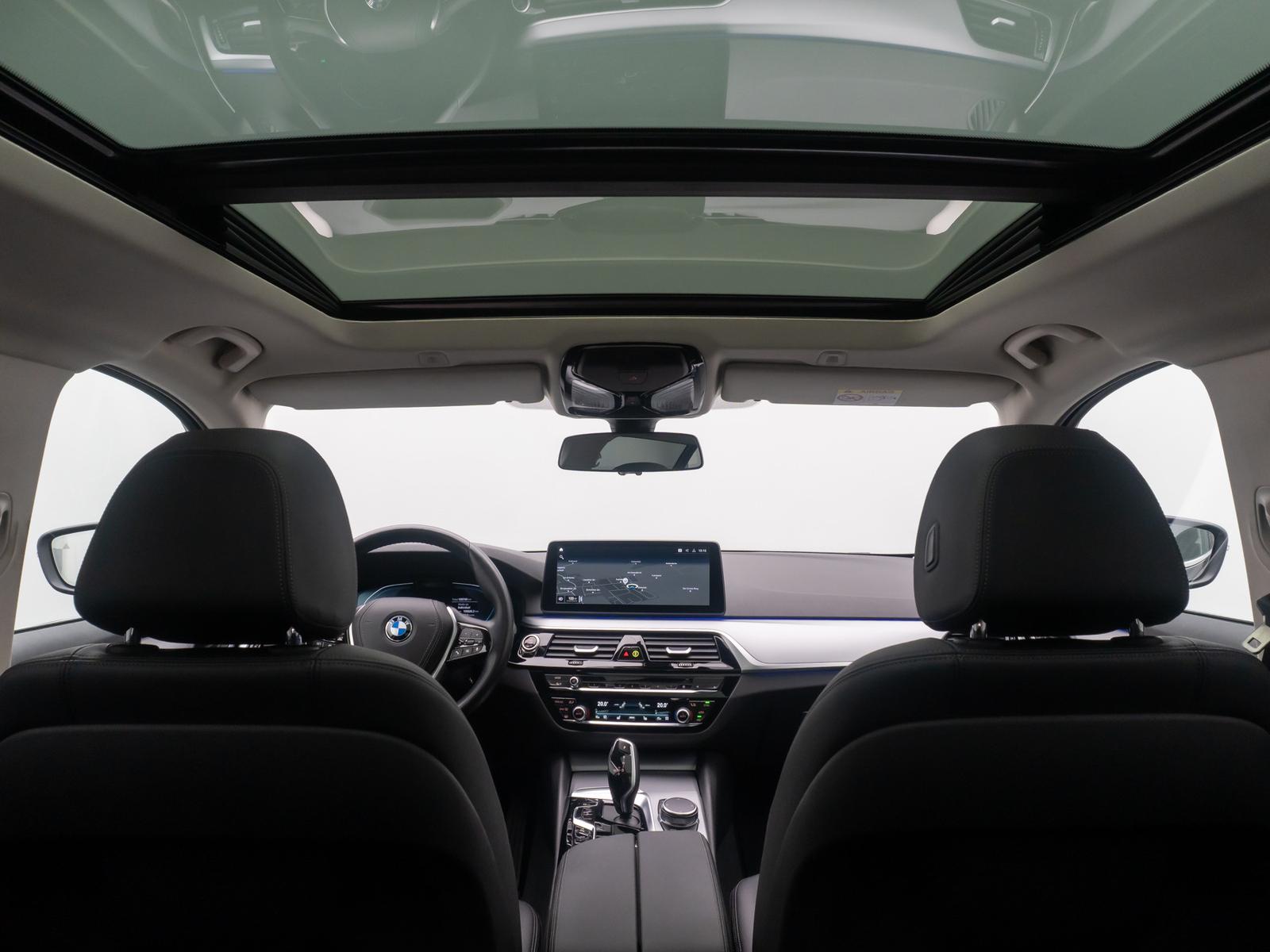 BMW 520d ACC 360°HUD DAB Panorama 4xKlima Komfort