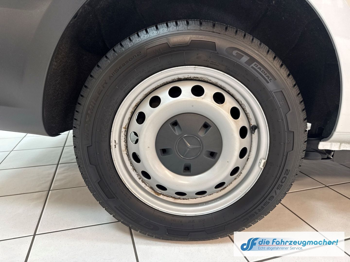 Fahrzeugabbildung Mercedes-Benz Vito Kasten 114 CDi Automatik lang Navi Kamera S