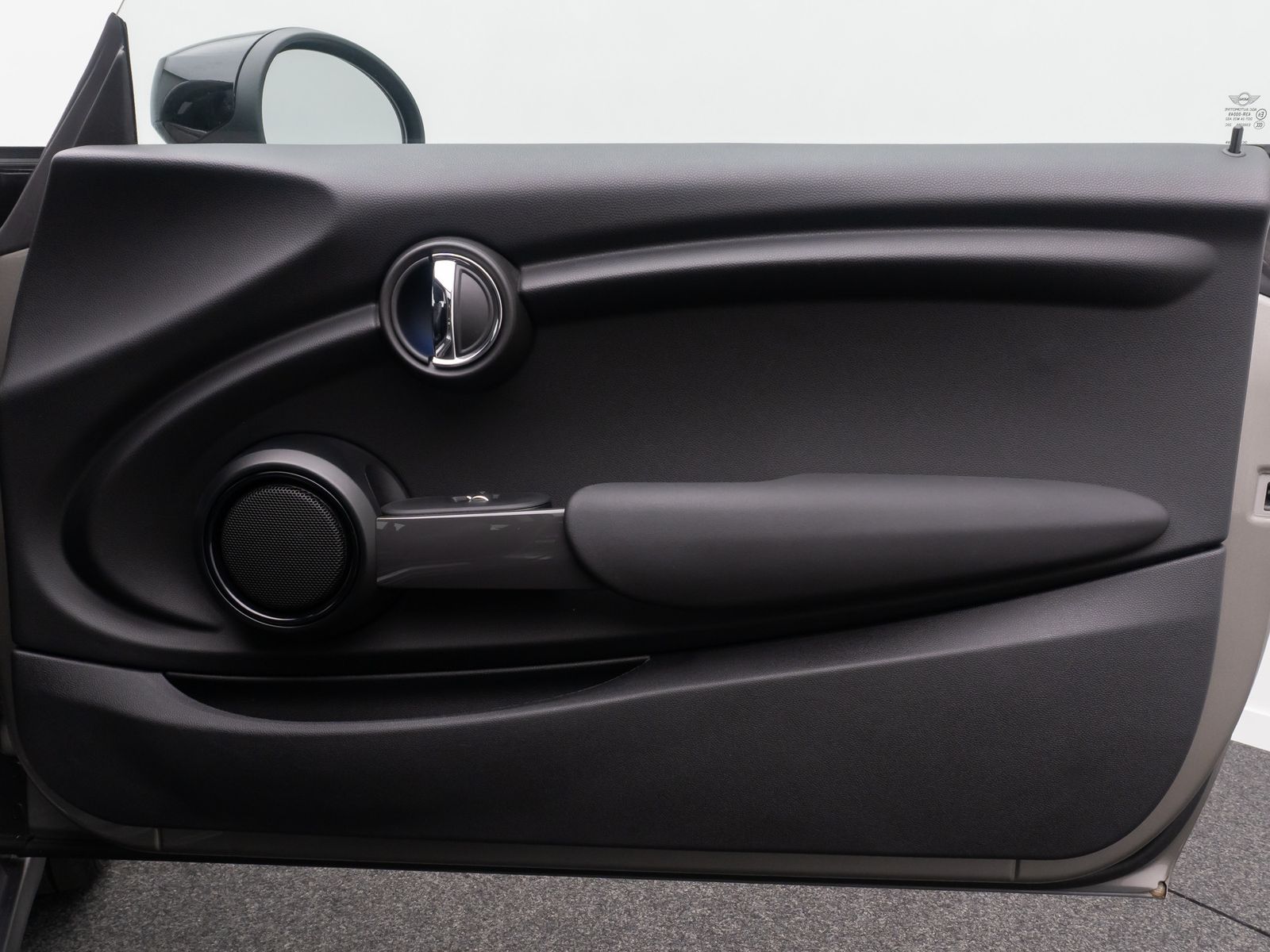 Fahrzeugabbildung MINI COOPER ACC AppleCar DriveAs DAB Teilleder Sport