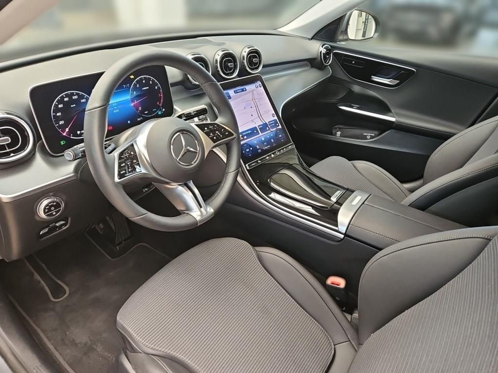 Fahrzeugabbildung Mercedes-Benz C 200 Avantg. Navi LED SHZ Ambie. SpurH Sport