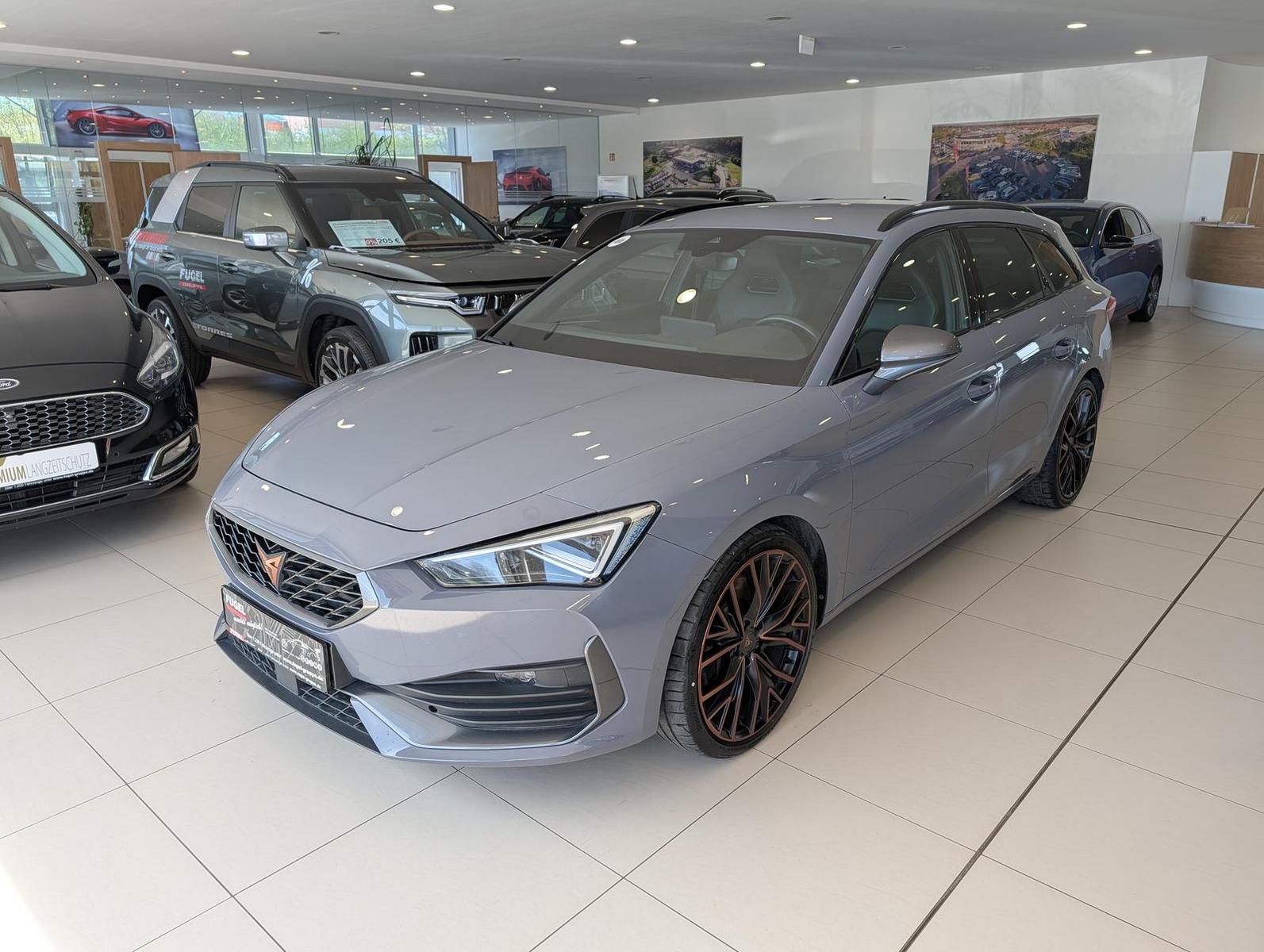 Cupra Leon ST 2.0 TSI DSG VZ 4Drive Matrix Navi AHK AC, миниатюра 2