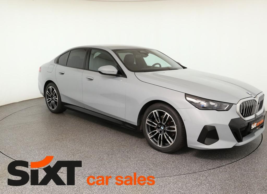 BMW 520i M SportLCProHUD360CamHarmanLftung 2025