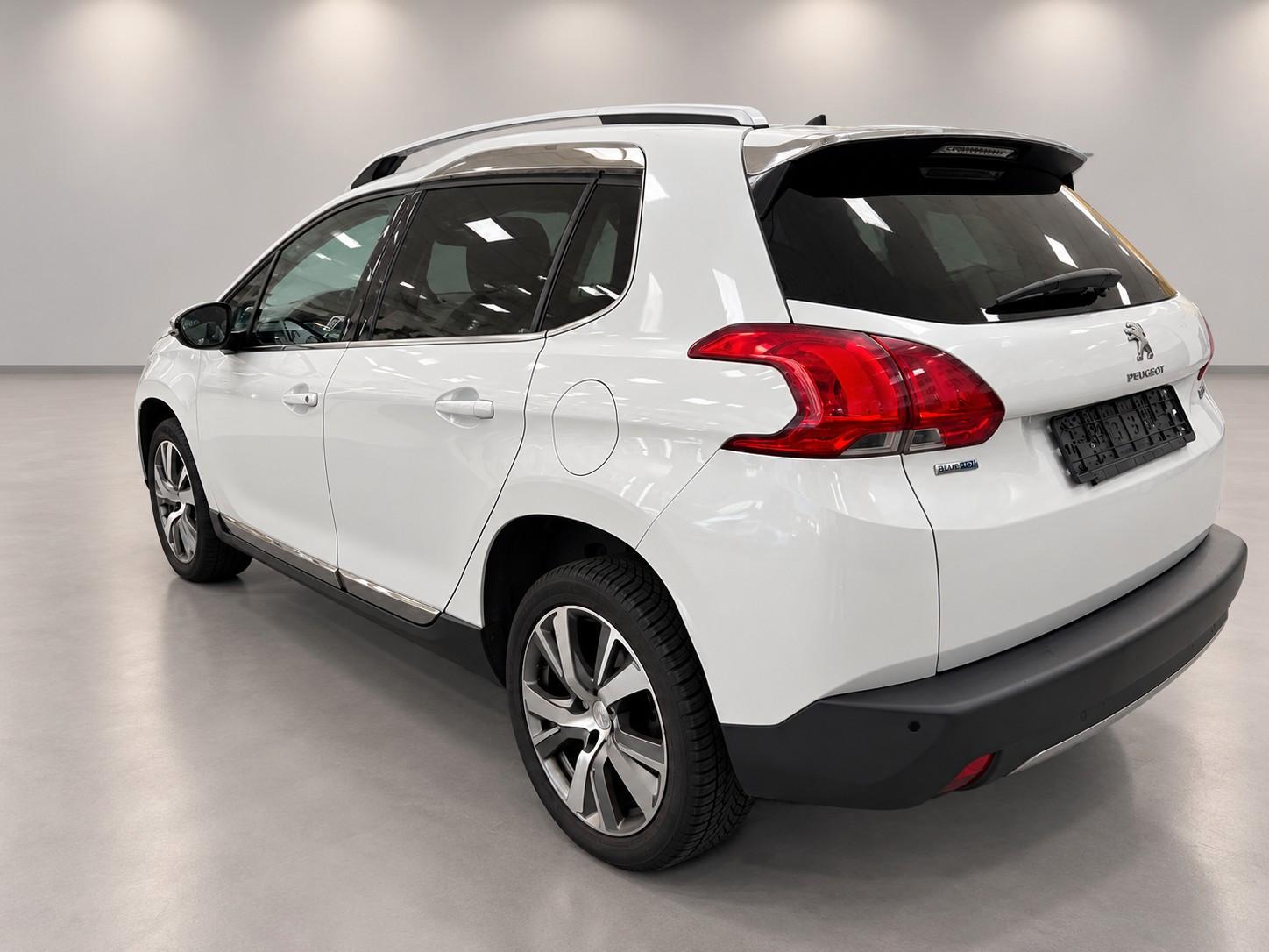Peugeot 2008 2015 — photo 6