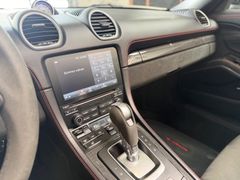 PORSCHE 718 Boxster/GTS 4.0/APPROV/GTS PAKET/BOSE/SP.CHR PORSCHE 718 Boxster/GTS 4.0/APPROV/GTS PAKET/BOSE/SP.CHR