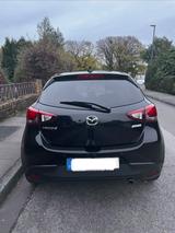 Mazda 2 KIZOKU Intense *LED*Cam*Navi*Shzg*Totw.-A* - Mazda 2: Schwarz, mit Klimaautomatik