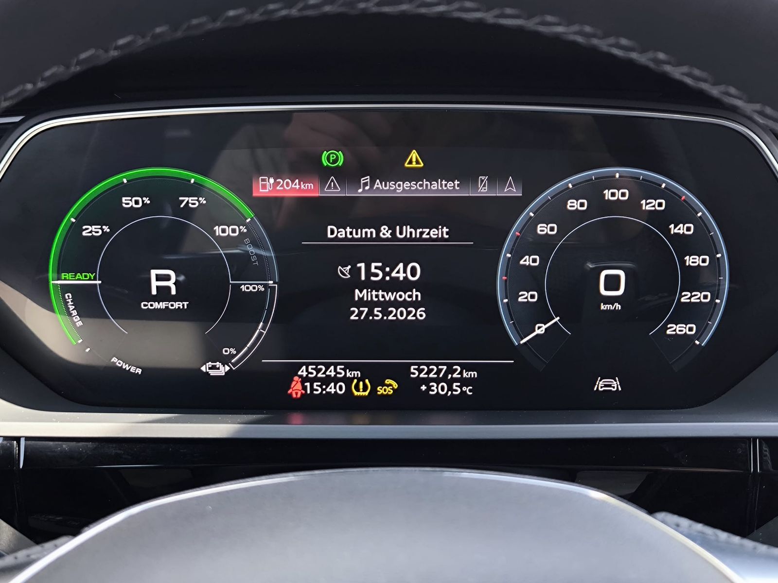 Fahrzeugabbildung Audi e-tron S LINE BLACK EDITION LED+SHZ+KAM+B&O+ACC+