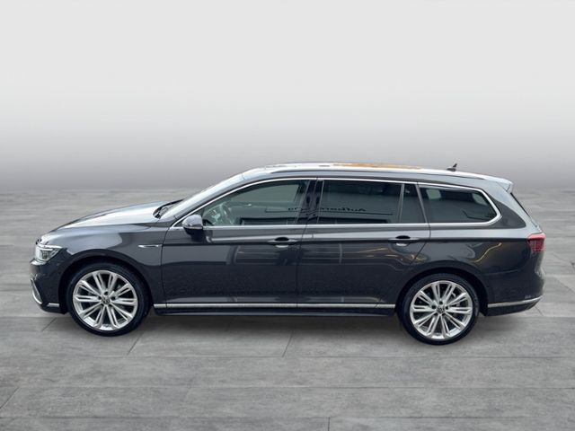 Passat Variant Elegance 2.0 TDI DSG R-LINE NAV P