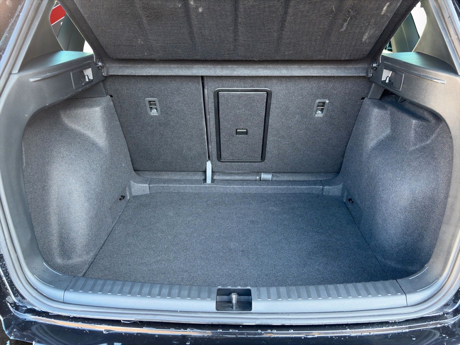Fahrzeugabbildung CUPRA Ateca 1.5 TSi DSG NAVI/LED/SHZ/ACC/PANO