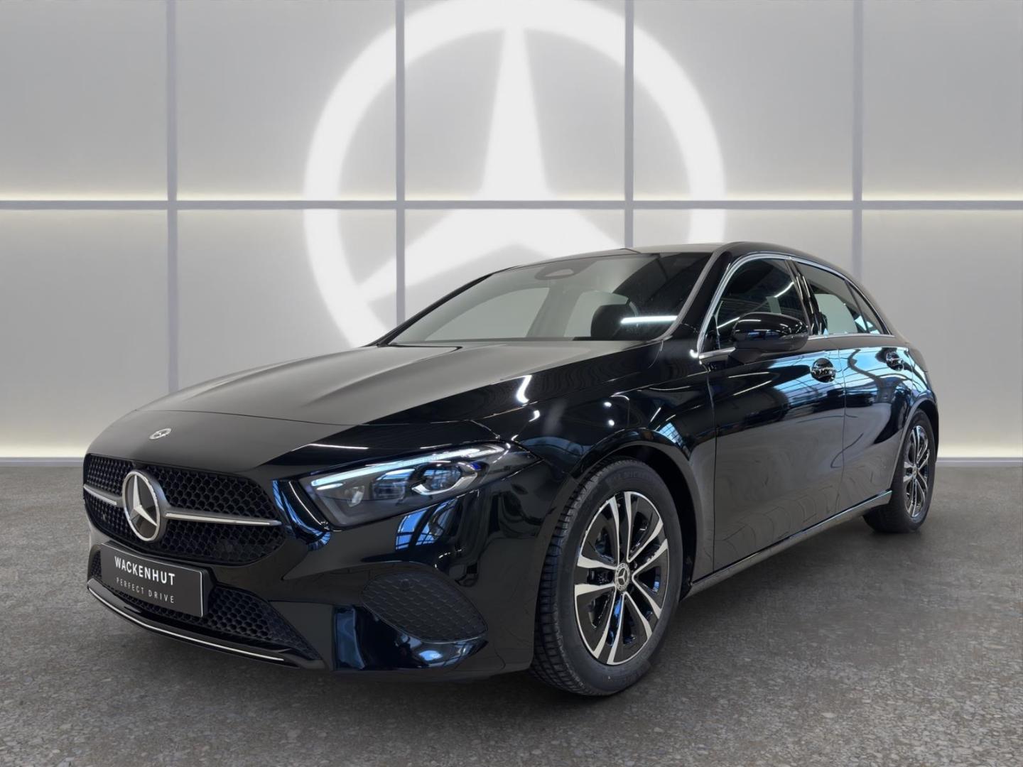 Mercedes-Benz A 180d PROGRESSIVE LINE ADVANCED PLUS PANO+DIST